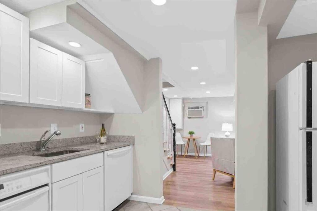 Glover Park/Georgetown Oasis With Parking Apartamento Distrito de Colúmbia Exterior foto