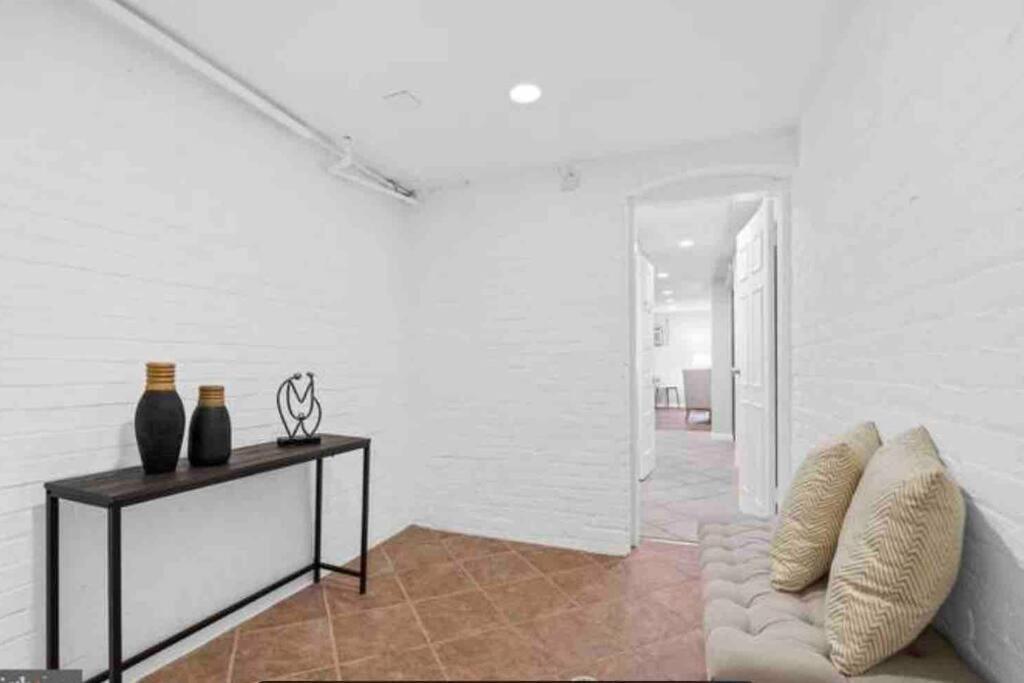 Glover Park/Georgetown Oasis With Parking Apartamento Distrito de Colúmbia Exterior foto