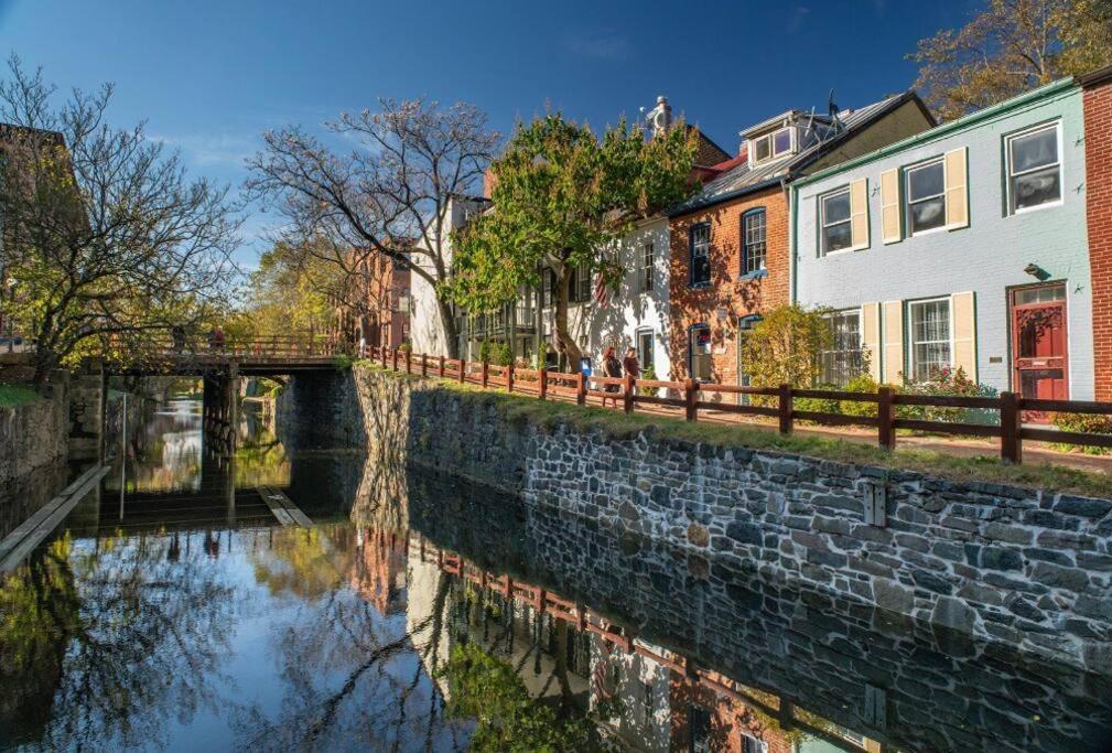 Glover Park/Georgetown Oasis With Parking Apartamento Distrito de Colúmbia Exterior foto