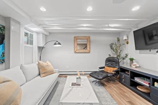 Glover Park/Georgetown Oasis With Parking Apartamento Distrito de Colúmbia Exterior foto